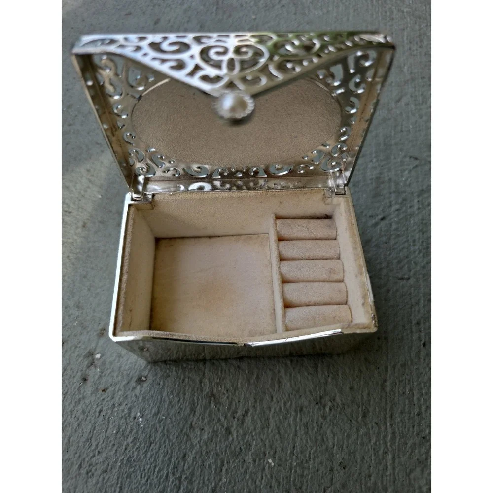 Always & Forever Silver‎ Tone Filigree Jewelry Trinket Box Faux Pearl Accent Z2